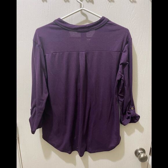 Love Ryan Top - Picture 2 of 5